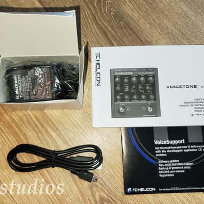 TC Helicon - Voicetone Synth - Like NEW!!! image 9