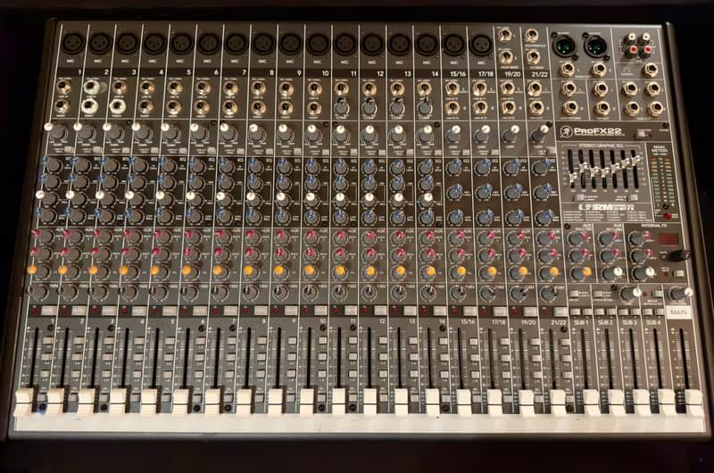 Mackie ProFX22 22-Channel Effects Mixer 2015 - Dark Gray image 1