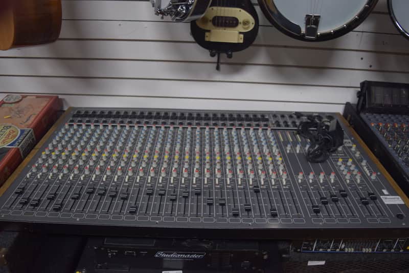 Allen & Heath SR Series SR-424 Mixer image 1