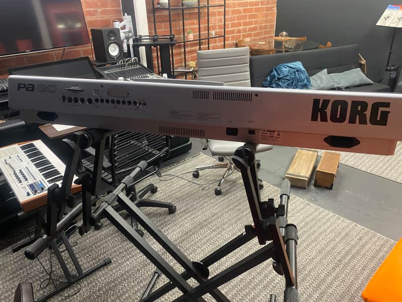 Korg Pa80 2000 - Grey image 1