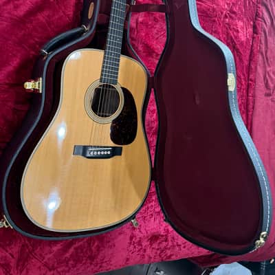 Martin D-28 Modern Deluxe Sitka Spruce / Rosewood Dreadnought 2019 - Present - Natural image 3