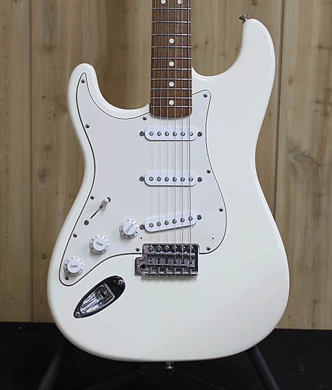 Fender Standard Stratocaster Left-Handed with Vintage Tremolo 1989 - 1997 image 1