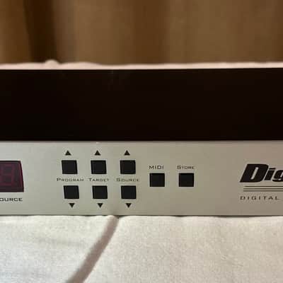 M-Audio Digipatch 12X6 Mid 90's - Silver image 2