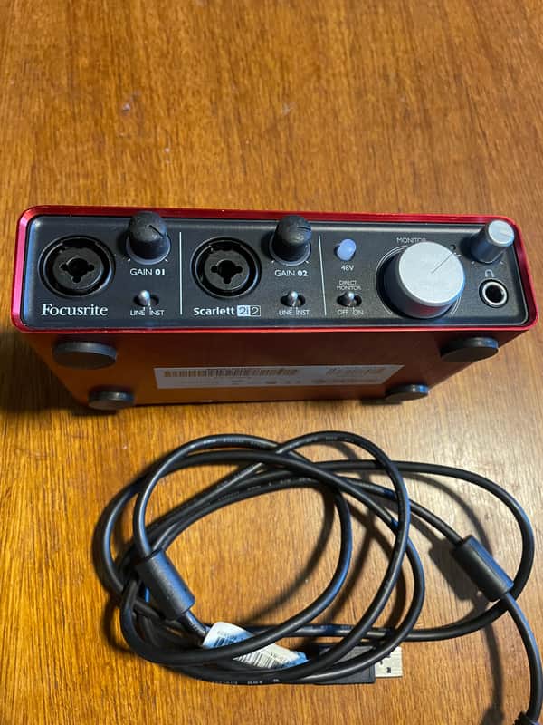 Focusrite 2i2 Gen 1 - Scarlett image 1
