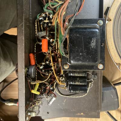 Gibson BR-6F 3-Input 10-Watt 1x10" Guitar Combo 1948 - 1954 - Brown image 9