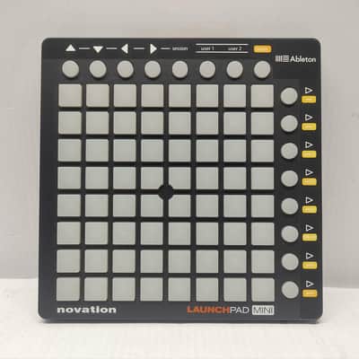 Novation Launch Pad Mini MK1 64-Pads 2010-2020's - Silver - Orange