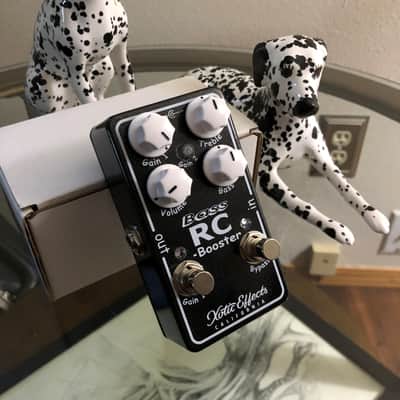 Xotic Bass RC Booster V2 | Tasty Two-Channel Low Gain Grit image 2