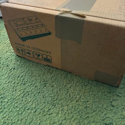 Kemper Stage + Pedal + Original Box (FREE SHIPPING) image 9