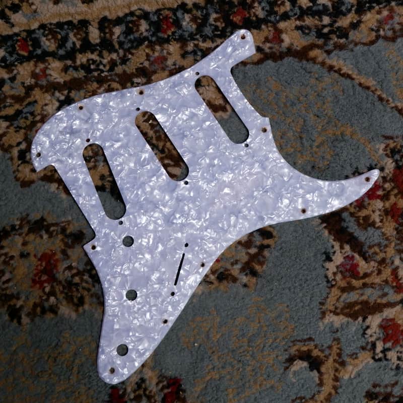 Warmoth Strat-style Pickguard One Ply 1-Ply 11 Hole - White Pearloid image 1