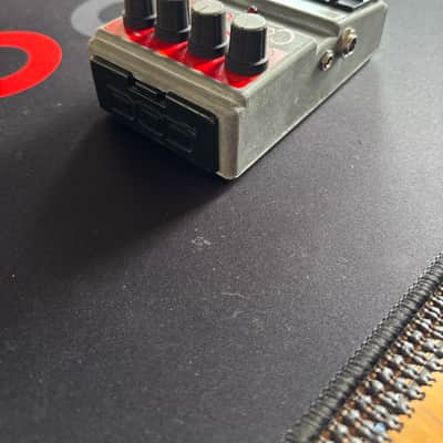 DOD Corrosion FX70C - Red Label 1997-1998 - Red, Silver, Worn Patina image 3