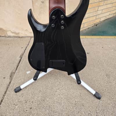 Legator Performance Series G8FP Ghost Multi-scale 8 String - Black image 7