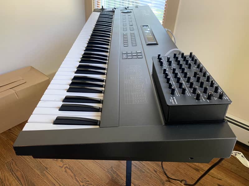 Roland Super JX-10 76-Key Polyphonic Synthesizer & Retroaktiv PG-800 programmer & Vecoven 3.23 & memory expansion & all tact switches replaced image 1