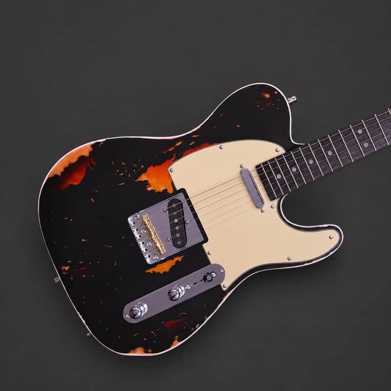 Dhatarattha SS T-Style – Black Over Sunburst Nitro Relic