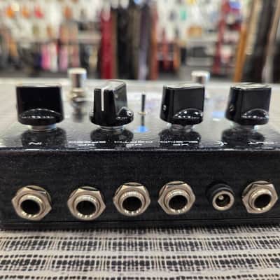 Tsakalis Audioworks Galactic Modulation Effects Pedal | Reverb