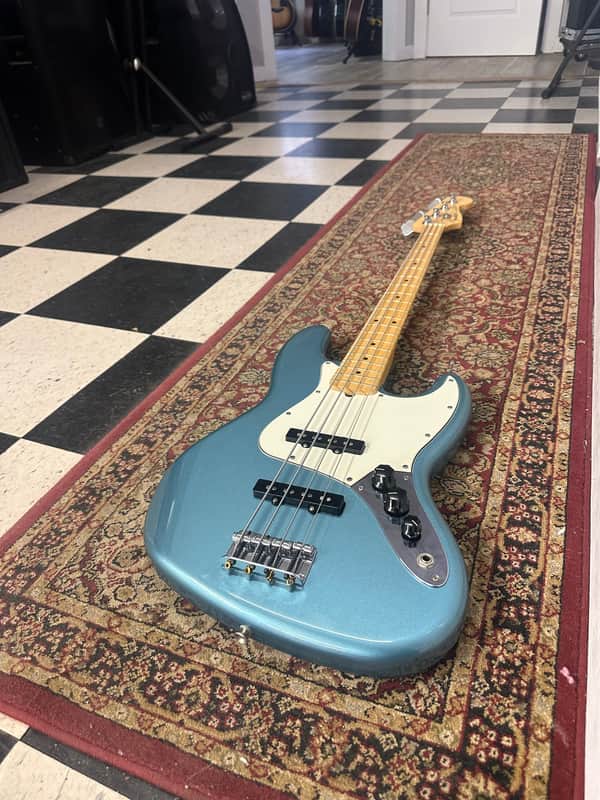 Fender Player Jazz Bass with Maple Fretboard 2018 - 2024 - Tidepool image 1