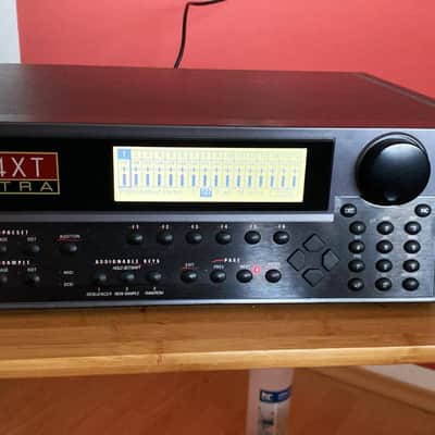 E-MU E4XT Ultra Sampler Synth Studio equipment Very good Condition