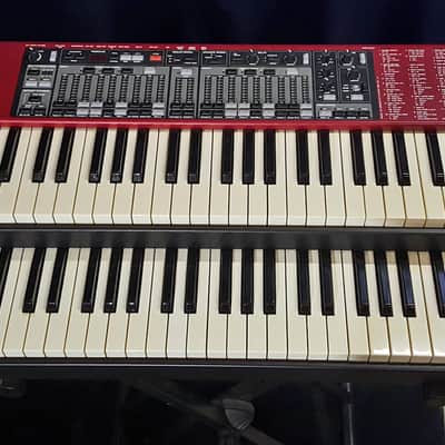 Immagine Nord C2 Organ 2010's - Red - 3
