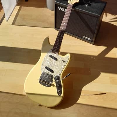 Fender American Performer Mustang - Vintage Gelb Bild 2