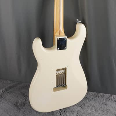Fender Japan Stratocaster Vintage White MIJ w/ Gotoh Tuners 02-04 image 3