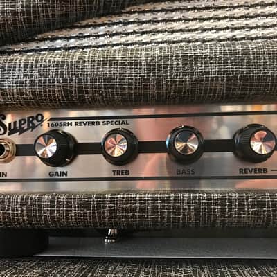 Supro 1605RH Reverb Special Head and 1790 Black Magick Extension Cabinet Stack image 10