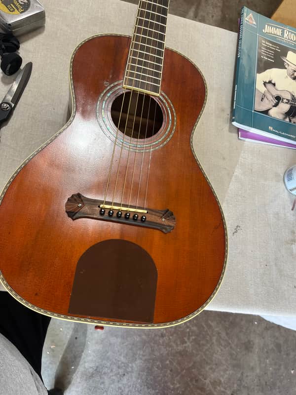Washburn R319SWKK Solid Spruce/Trembesi Parlor Guitar 2016 - Natural image 1