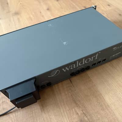 Waldorf Microwave Rackmount Wavetable Synthesizer 1989 - Blue (Serviced / Warranty) image 4