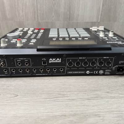 Akai Mpc2500 2005 2013 W/Case image 5
