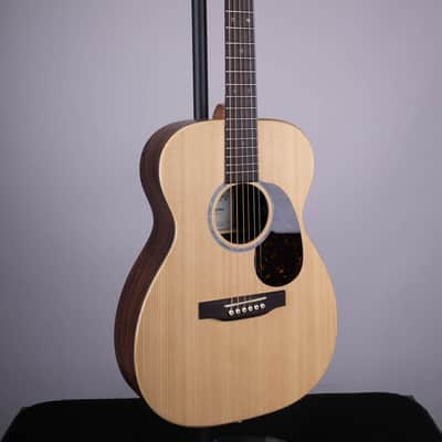 Used Martin X-Series 00-X2E Acoustic Electric Guitar with Bag image 3