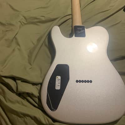 Fender MIJ Boxer Series Telecaster HH 2021 - Inca Silver image 2