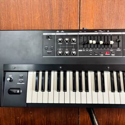 Roland V-Combo VR-730 73-key Live Performance Keyboard w/ bag image 2