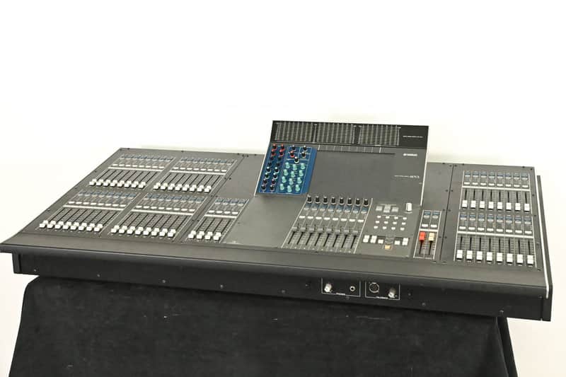 Yamaha M7CL-48 48-Channel Digital Audio Mixing Console CG01PR7 *ASK FOR SHIPPING* image 1
