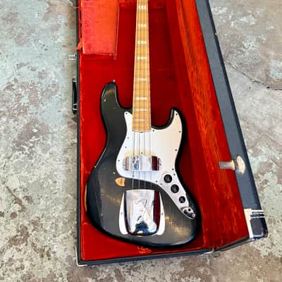1975 Fender Jazz Bass with Maple Fretboard black original vintage USA bartolini image 4