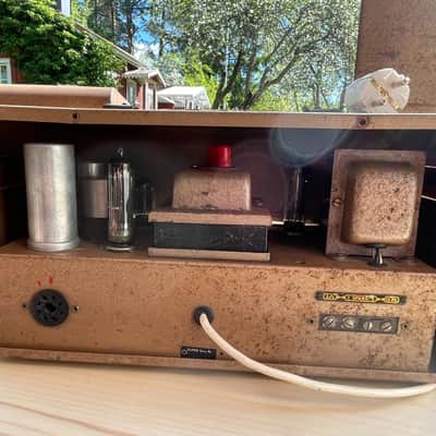 1959 Elpico Tube Amp Set, AC85 + Matching Tube Radio + Speaker Cabinet image 3