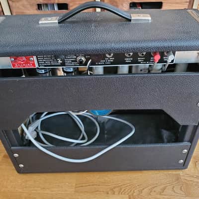 Fender Princeton Reverb 15-Watt 1x10" Guitar Combo 1976 Silverface image 2