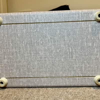 Vox VOX AC4HW1 Hand-Wired 4-Watt Tube Guitar Combo Amp 2016 - Fawn vinyl and Brown Diamond image 7