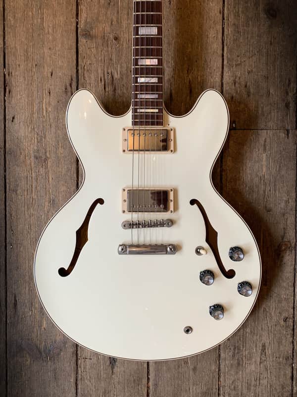 2018 Gibson ES-335 Big Block Retro LTD Release in White & hard shell case