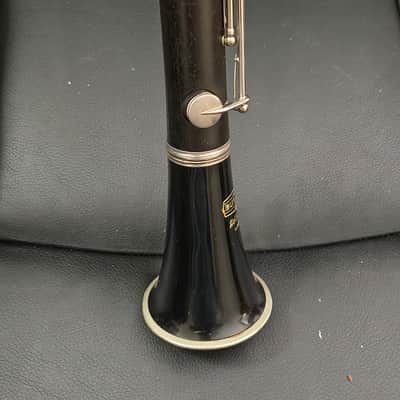 SELMER USA BUNDY INTERMEDIATE/ADVANCED WOOD Bb CLARINET - COMPLETELY REDONE - REPAD - DEMO VIDEO - READY TO PLAY! image 9