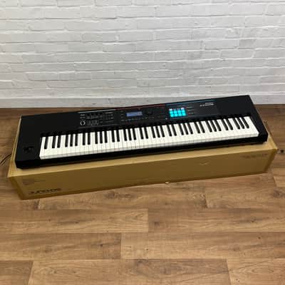 Roland JUNO DS 88 Keyboard; Serial No: F1Q0559 | Second Hand