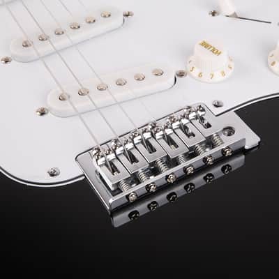Cxxss Rosewood Fingerboard Electric Guitar Black - White image 5
