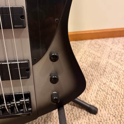 ESP LTD Phoenix-1004 2026 - Silver Sunburst Satin image 4