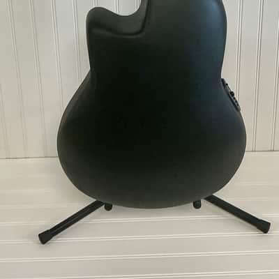 Ovation CS24P-NBM-G Celebrity Standard Plus Mid Cutaway image 4