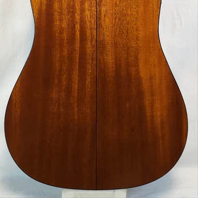 Blueridge BR-40CE Contemporary Mahogany Ac./Elec. guitar with Fishman Classic 4T Pickup and Bag image 9