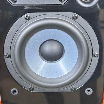 Polk Audio LSi25 Series Tower Speakers Pair (Left and Right) image 8