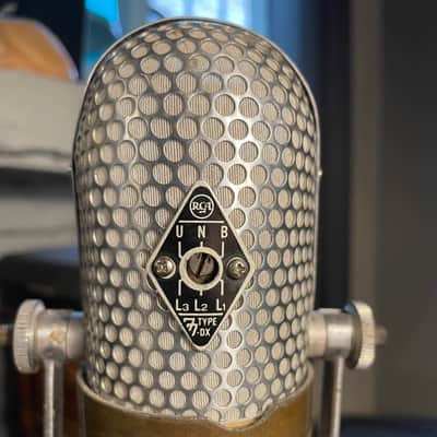 RCA 77-D Ribbon Microphone 1945 - 1955 - Silver / Red Badge image 11