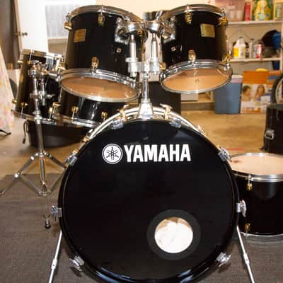 Yamaha  Maple Custom 1996 Piano Black image 3