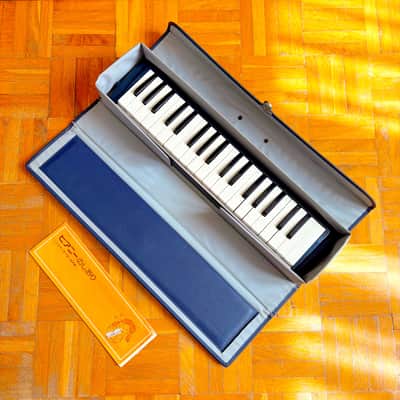Zen-On Piany 370M Master (Japan, 1960s) vintage cool diamonica with original case and original Japanese manual! Rare! image 6