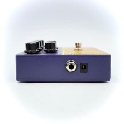 Tech21 SansAmp British With Original Box Made in U.S.A. Distortion Guitar Effect Pedal 319177 image 7