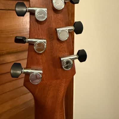 Godin A6 Ultra 2010s - Cognac Burst image 4