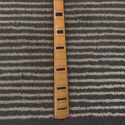 Squier Classic Vibe '70s Neck image 2