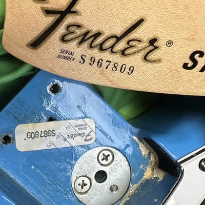 1981 Fender American International Series Hardtail Stratocaster – Maui Blue image 19